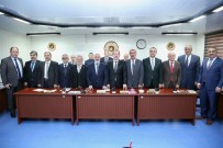 ASKERİ KIŞLA - Vali Pehlivan İl Genel Meclisi Şubat Ayı Toplantısına Katıldı