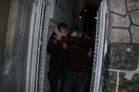 Adana'da Bir Kadını Sevgilisi Tabanca İle Vurdu