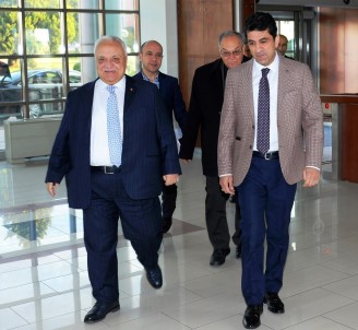 Atilla Koç'tan Rektör Aldemir'e Ziyaret