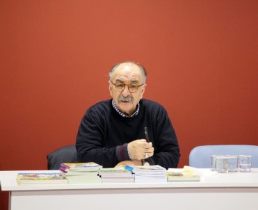 'Yalvaç Ural'la Ana Baba Okulu' Söyleşisi Masal Müzesi'nde Gerçekleştirildi