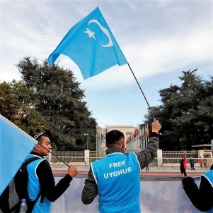 Avustralya Hükümeti Çin'de Alıkonulan 17 Uygur Türkü İçin Sessiz Kalıyor