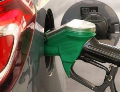 Benzine zam geliyor!