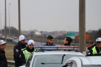 ABANT - Ehliyetsiz Sürücü 25 Kilometrelik Kovalamaca Sonunda Yakalandı