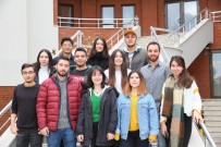 OBJEKTİF - İzmir Ekonomili Gençlerden Münazara Turnuvası