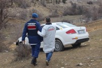 KAYAHAN - Nöbet Tutup Ağıla Gelen Hırsızları Vurdu Açıklaması 1 Ölü, 2 Yaralı