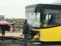 GAZİ YAŞARGİL - Servis minibüsü ile belediye otobüsü çarpıştı: 22 yaralı