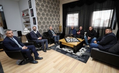 Alevi Kültür Dernekleri Genel Başkanı Doğan Demir Başkan Çoban'ı Ziyaret Etti