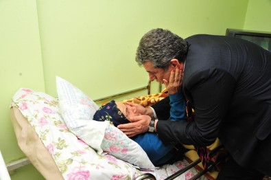 Başkan Çalkaya, 'Önce İnsan' Diyerek Yola Devam Edecek