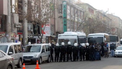 Bingöl'de Polis HDP'li Milletvekillerinin Yürüyüşüne İzin Vermedi