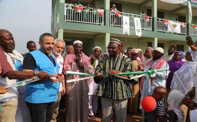Cumhurbaşkanı Erdoğan'ın Ziyaret Ettiği O Cami Gana'da Açıldı