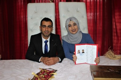 Elazığ'da 16 Çift, Nikah İçin 14 Şubat'ı Seçti