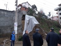 MEHMET İZMEN - Giresun'da İnşaat Temelinde Heyelan Meydan Geldi, Çevre Evler Boşaltıldı