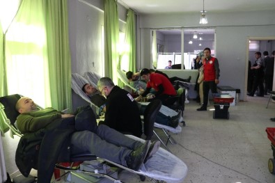 Hizan'da Kan Bağışına Yoğun İlgi