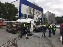 Manisa'da Kamyonet İle Otomobil Çarpıştı Açıklaması 3 Yaralı