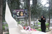 SEVGILILER GÜNÜ - Özgecan'ın Annesi Açıklaması 'Kadın Cinayetleri Son Bulsun'