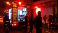 Tekstil Atölyesinde Yangın Çıktı, Bir İtfaiye Eri Yaralandı
