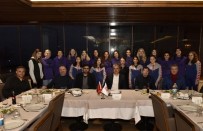 SÜLEYMAN EVCILMEN - Uysal'dan Hentbolculara Moral Yemeği