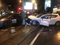 Beşiktaş'ta Hızını Alamayan Otomobil 3 Araca Çarptı Açıklaması 4 Yaralı