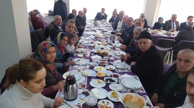 Devrek'te Şehit Aileleri Ve Gaziler İçin Kahvaltı Düzenlendi