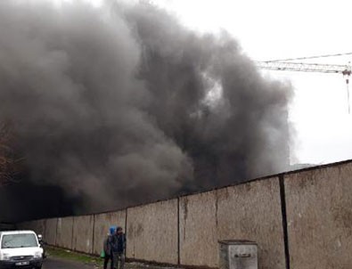 Kadıköy'de yangın