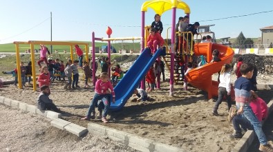 Köy Okullarındaki Öğrenciler SODES İle Eğleniyor