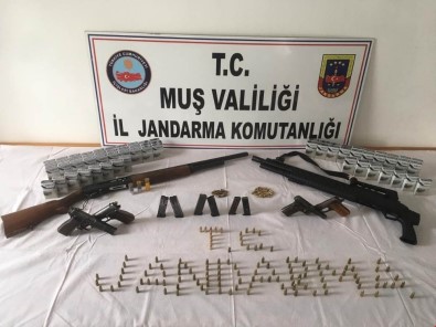 Muş'ta Terör Operasyonu Açıklaması 13 Gözaltı