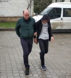 Parkta Cep Telefonu Gasbına Gözaltı