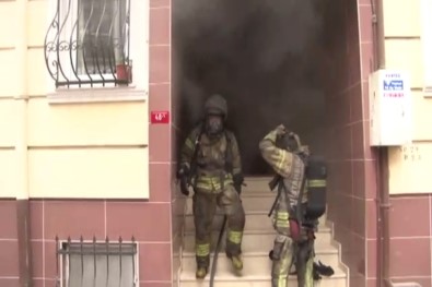 Beyoğlu'ndaki Yangında Can Pazarı Yaşandı