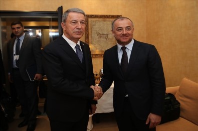 Hulusi Akar Lübnanlı Mevkidaşıyla Bir Araya Geldi