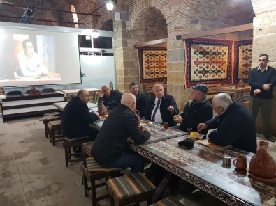 Niğde Belediye Başkanı Özkan Millet Kıraathanesini Ziyaret Etti