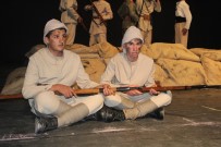 Oyuncular Da İzleyiciler De Duygulandı