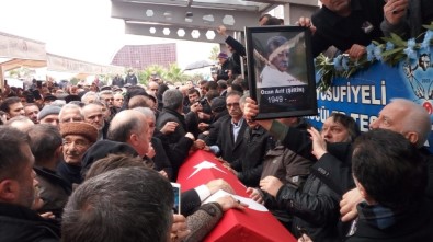 Ozan Arif son yolculuğuna uğurlanıyor