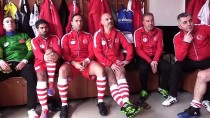 TANJU ÇOLAK - Türkiye Ve Kosovalı Futbol Veteranları Dostluk Maçında Buluştu