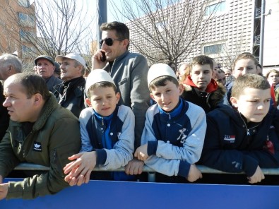 Kosova Ordusu İlk Kez Görücüye Çıktı