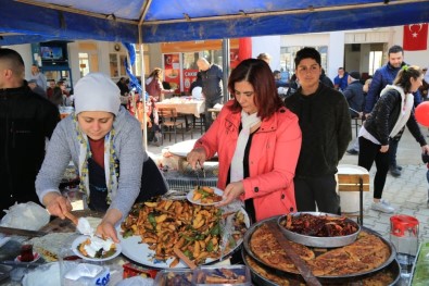 Özlem Çerçioğlu, Çakırbeyli Köy Pazarı'nı Ziyaret Etti
