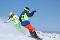 TÜRKIYE KAYAK FEDERASYONU - Yıldız Dağı'nda Snowboard Yarışları Nefes Kesti