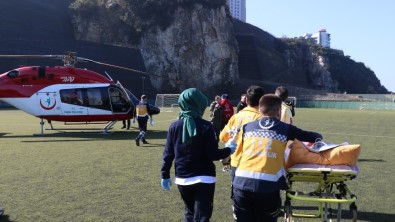 112 Helikopteri 53 Yaşındaki Hasta İçin Havalandı