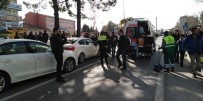 ADIYAMAN ADLİYESİ - Adıyaman'da 5 Otomobil Birbirine Girdi Açıklaması 2 Yaralı