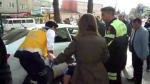 ABDURRAHMAN SAVAŞ - Adıyaman'da Zincirleme Trafik Kazası Açıklaması 2 Yaralı