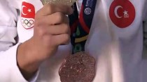 KIŞ OLİMPİYATLARI - Ağabeyine Özendi, EYOF 2019'Da 2 Madalya Kazandı