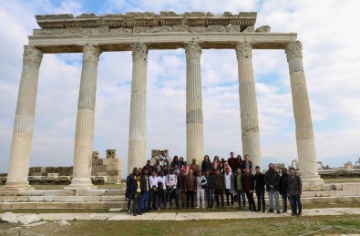 PAÜ'de Öğrenim Gören Yabancı Öğrenciler Antik Şehirleri Gezdi