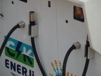 ENGELLİ VATANDAŞ - Taksim Meydanı'ndaki Şarj İstasyonlarının İkinci Kez Çalınan Soketleri Yerine Takıldı