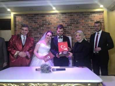 Türkgülü Ve Saldık Ailelerinin Mutlu Günü