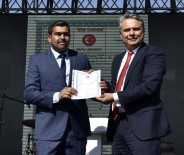 HASAN ŞAHIN - Zeytinköy'de Tapu Sevinci