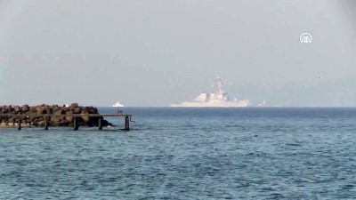 ABD Askeri Gemisi Çanakkale Boğazı'ndan Geçti