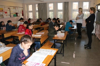 Diyarbakırlı Öğrenciler Nesibe Aydın Okulları'nın Sınavına Akın Etti
