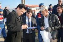 METIN DEMIREL - Kaymakam Atak Okul Servislerini Denetledi