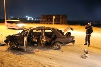 Takla Atan Otomobil Metrelerce Sürüklendi Açıklaması 3 Yaralı