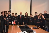 ROBOT - Kod Akademisi Öğrencileri Yeni Projelerini Başkan Eşkinat'a Tanıttı