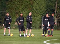 NEVZAT DEMİR - Beşiktaş'ta Derbi Hazırlıkları Sürüyor